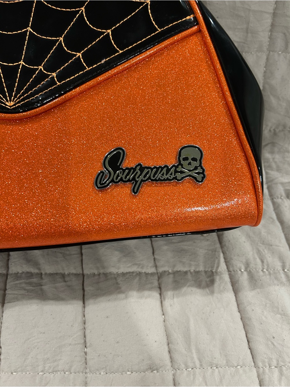RARE Sourpuss Orange Glitter Spiderweb Handlelock kiss Bag - Picture 4 of 15